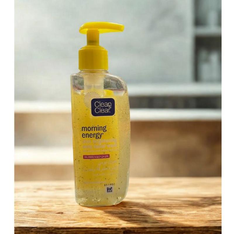 Clean & Clear Morning Energy Brightening Face Wash